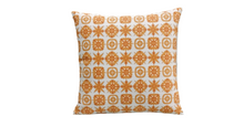 Load image into Gallery viewer, Geometric Pattern Throw Pillow